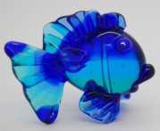 Exemple de réalisation en verre : poisson bleu