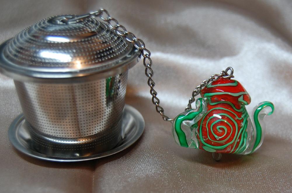 Boule à thé rouge vert