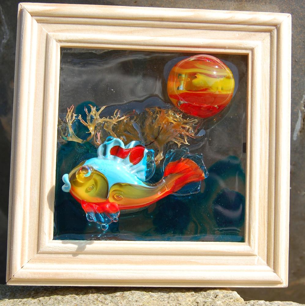 Le poisson lance le soleil